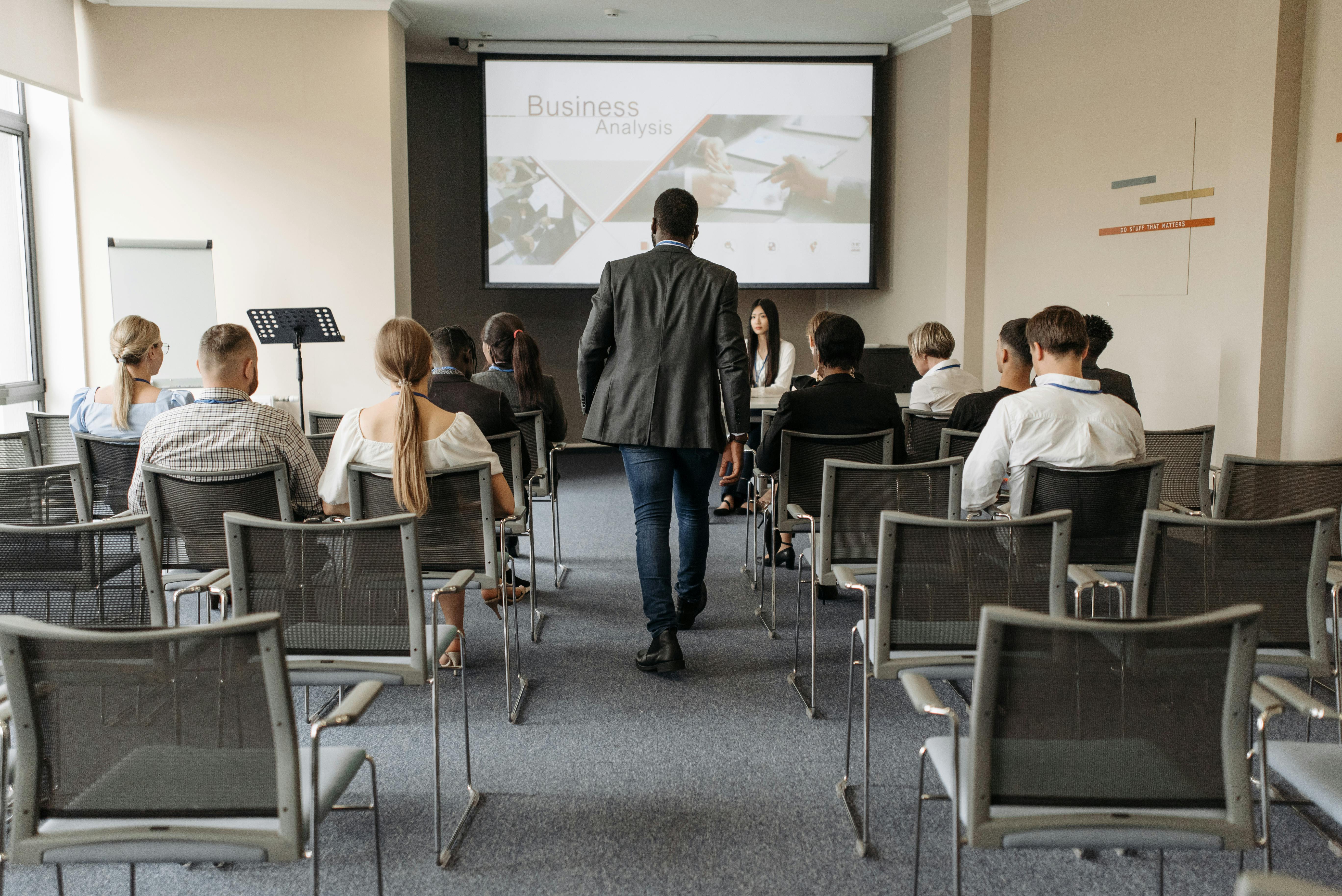 Coaching Online - Bezpłatna Konsultacja Centrum Biznesu - Adam Cyrybał